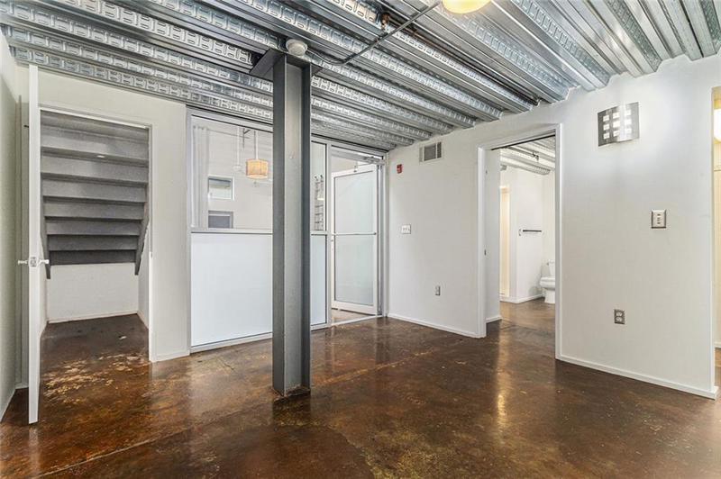 Image for property 195 Arizona Avenue 102, Atlanta, GA 30307