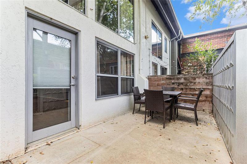 Image for property 195 Arizona Avenue 102, Atlanta, GA 30307