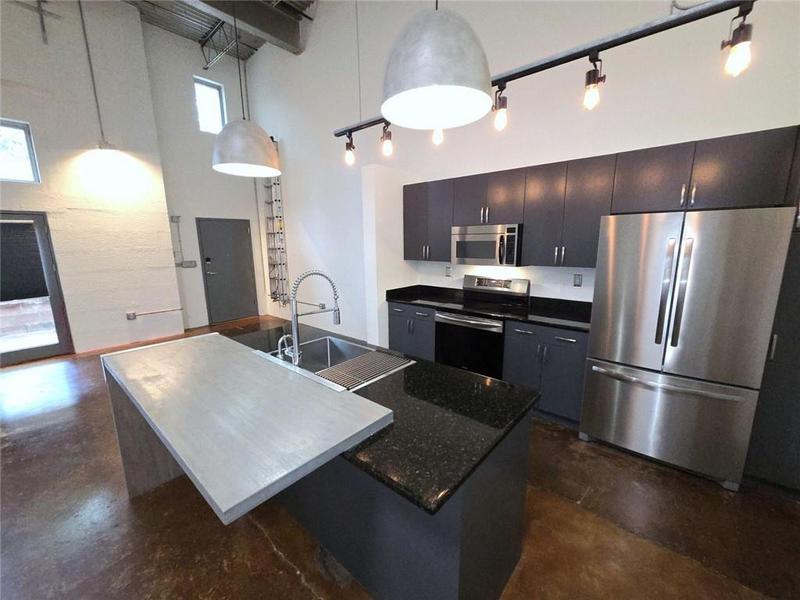 Image for property 195 Arizona Avenue 102, Atlanta, GA 30307
