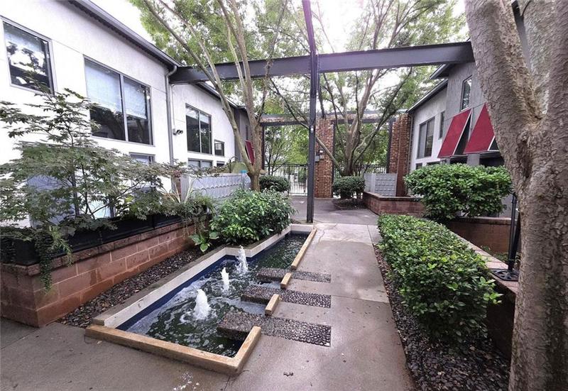 Image for property 195 Arizona Avenue 102, Atlanta, GA 30307