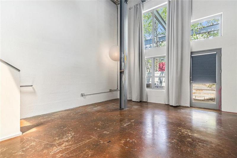 Image for property 195 Arizona Avenue 102, Atlanta, GA 30307