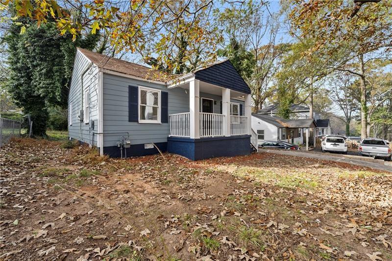Image for property 1417 Graymont Drive, Atlanta, GA 30310