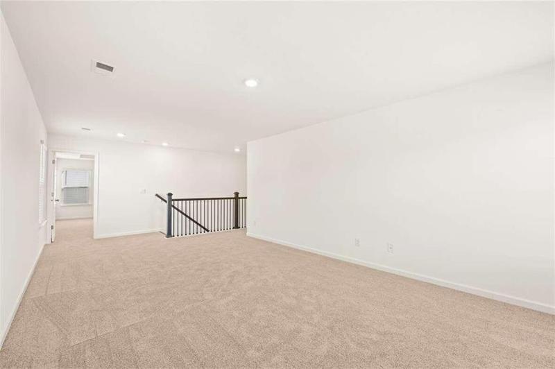 Image for property 1728 Lacebark Elm Way, Lawrenceville, GA 30045