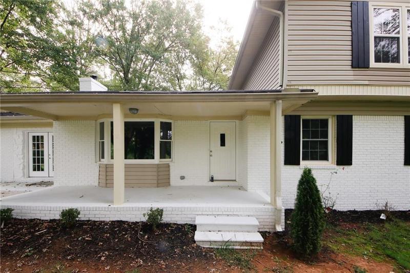 Image for property 573 Mineral Springs Trl Conn, Demorest, GA 30535
