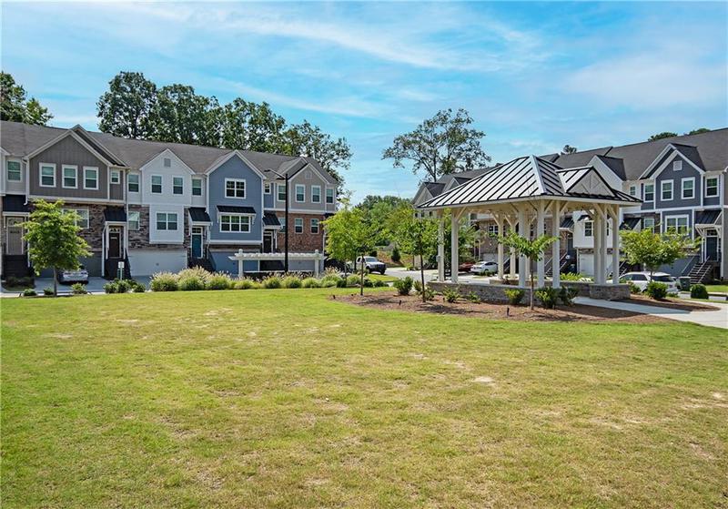 Image for property 2539 Hedgeway Circle, Kennesaw, GA 30144
