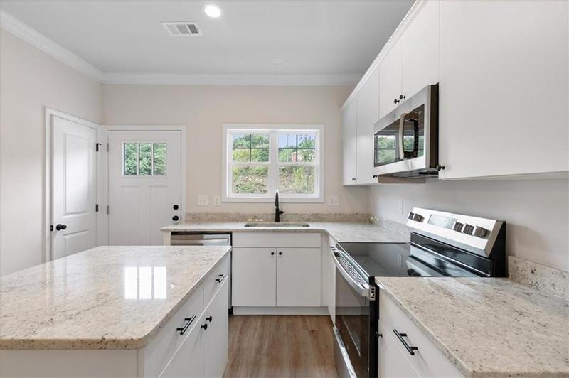 Image for property 2467 Old Thompson Bridge Road 2, Gainesville, GA 30501