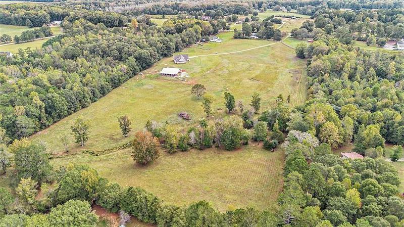 Image for property 533 Buffalo Creek Road, Carrollton, GA 30117