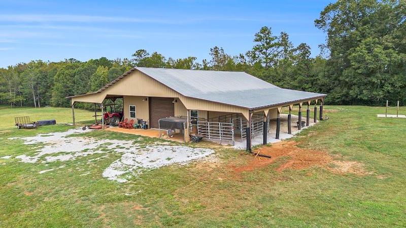 Image for property 533 Buffalo Creek Road, Carrollton, GA 30117