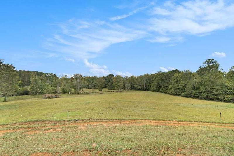 Image for property 533 Buffalo Creek Road, Carrollton, GA 30117