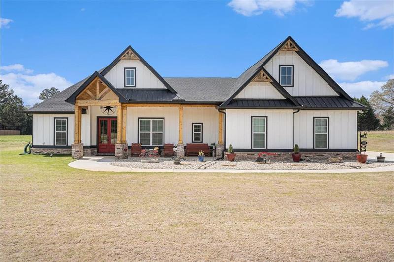 Image for property 108 Red Haven Lane, Williamson, GA 30292