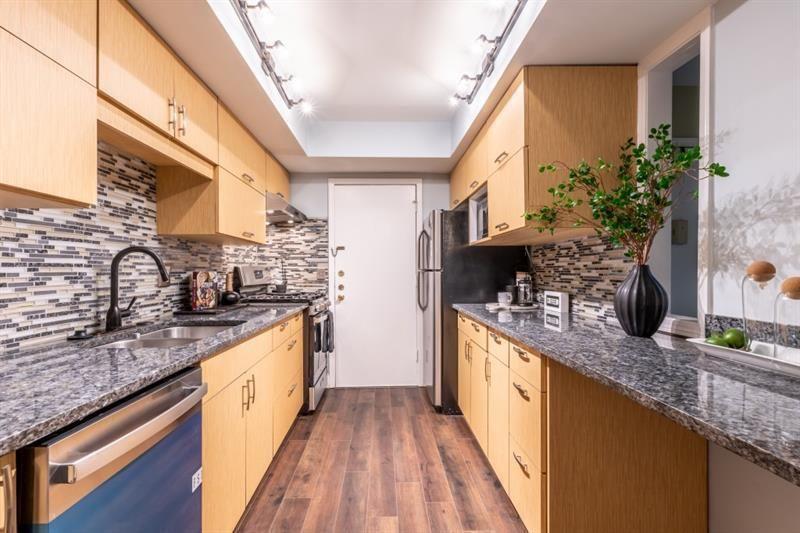 Image for property 6851 Roswell Road A-12, Atlanta, GA 30328