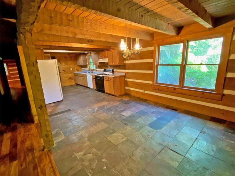 Image for property 802 Pine Knot Drive, Cleveland, GA 30528