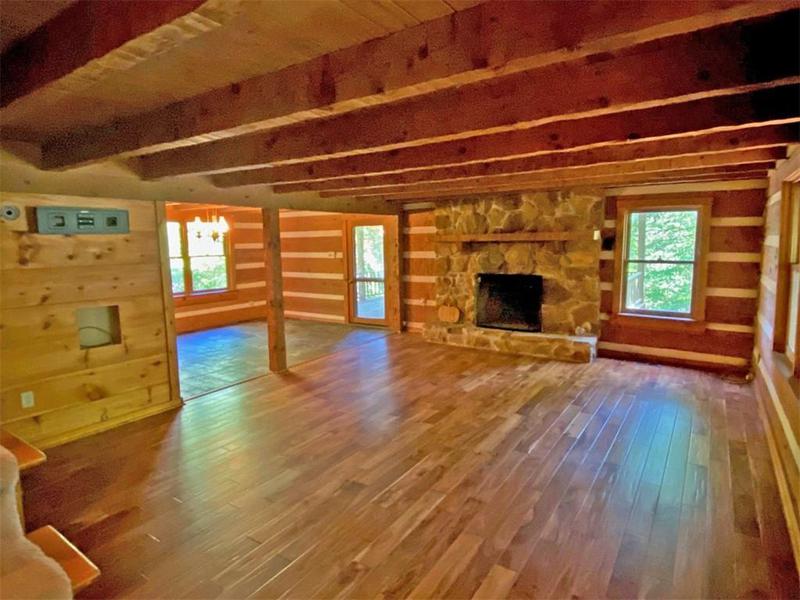 Image for property 802 Pine Knot Drive, Cleveland, GA 30528