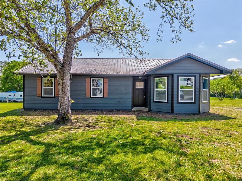Image for property 1194 Fairview Road, Calhoun, GA 30701