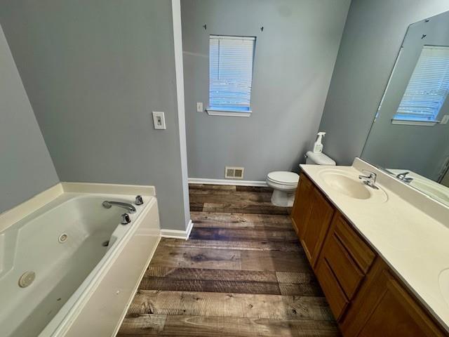 Image for property 2572 Laurel Circle, Atlanta, GA 30311