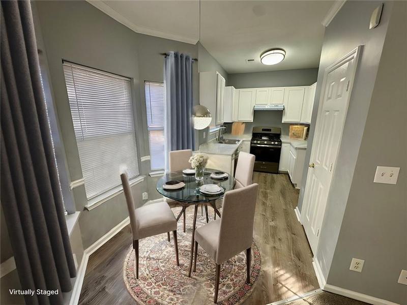 Image for property 2572 Laurel Circle, Atlanta, GA 30311