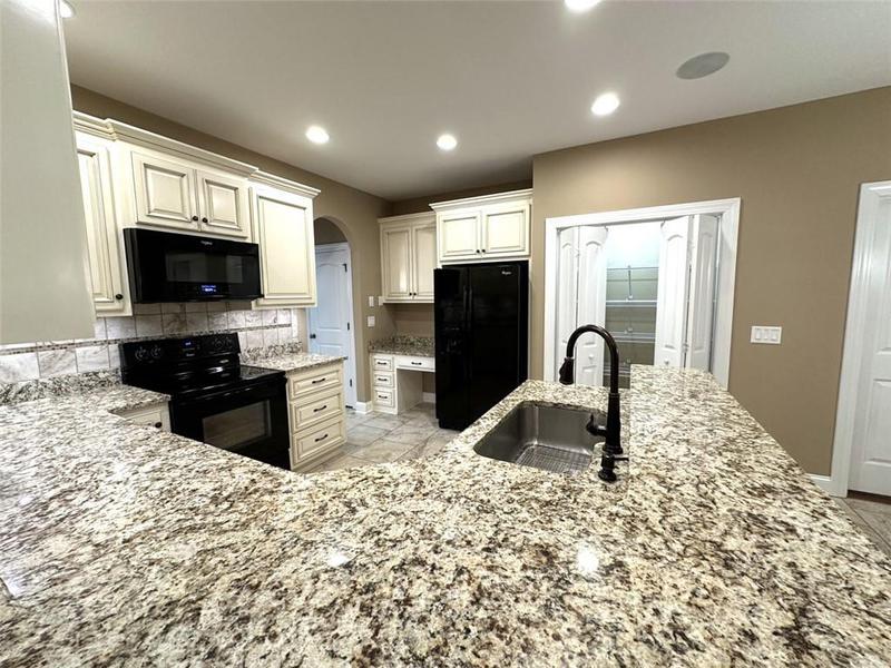 Image for property 40 Powell Road, Adairsville, GA 30103