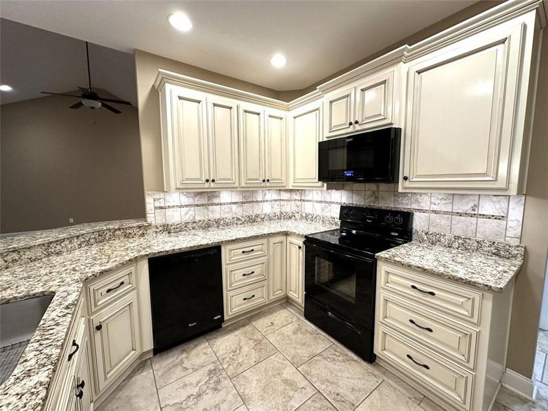 Image for property 40 Powell Road, Adairsville, GA 30103