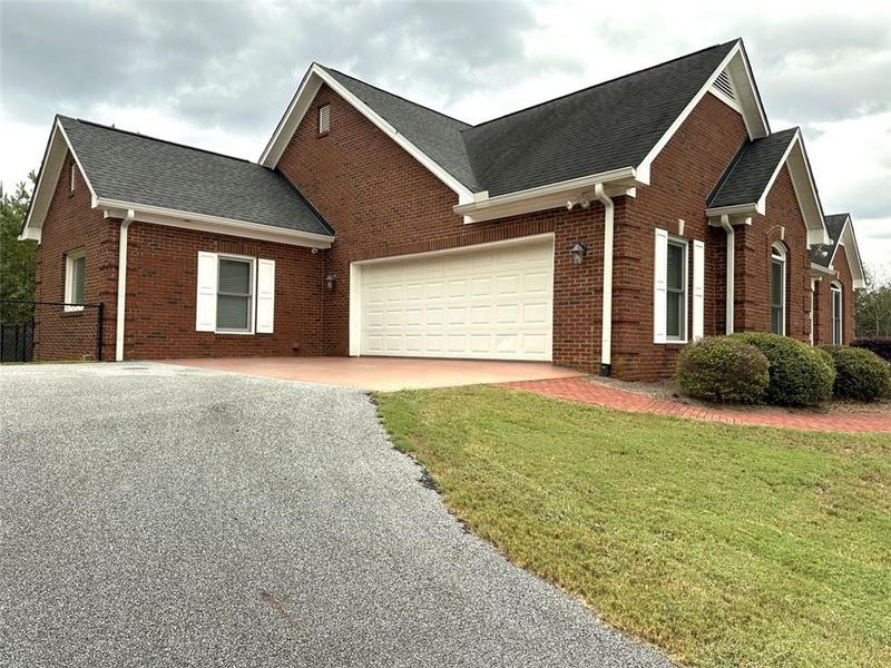 Image for property 40 Powell Road, Adairsville, GA 30103