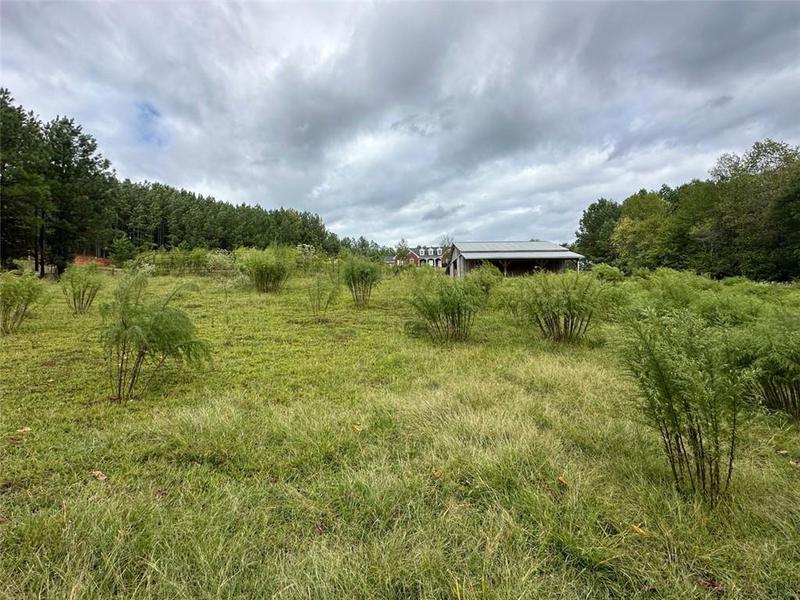 Image for property 40 Powell Road, Adairsville, GA 30103