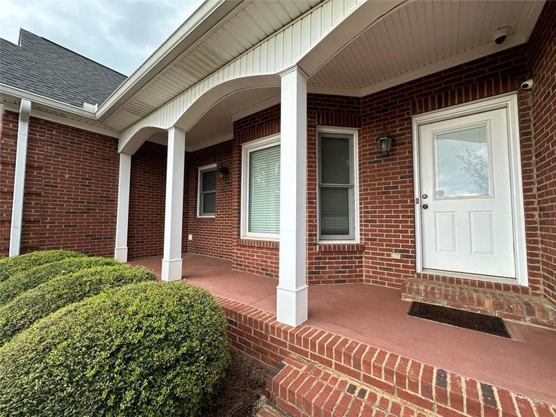 Image for property 40 Powell Road, Adairsville, GA 30103