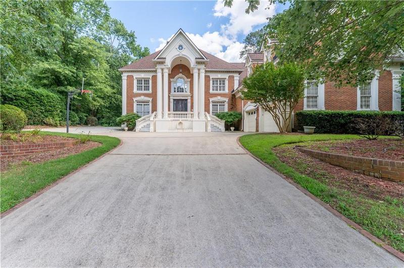 Image for property 5435 Chelsen Wood Drive, Duluth, GA 30097