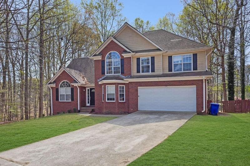 Image for property 617 Creekstone Court, Jonesboro, GA 30236