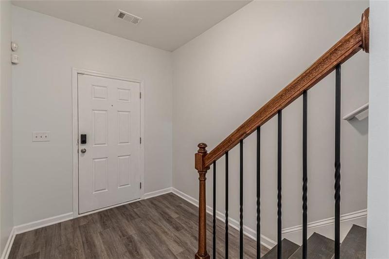 Image for property 469 TUFTON Trail, Atlanta, GA 30354