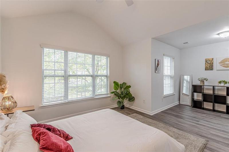 Image for property 469 TUFTON Trail, Atlanta, GA 30354