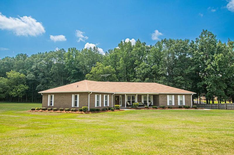 Image for property 3130 Meadow Trail, Loganville, GA 30052