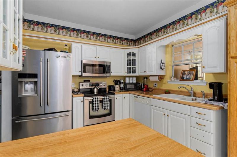 Image for property 170 Shady Court, La Fayette, GA 30728