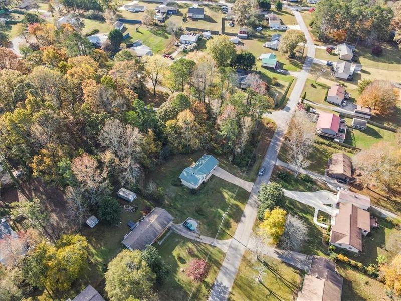 Image for property 6166 Laurel Wood Trail, Flowery Branch, GA 30542