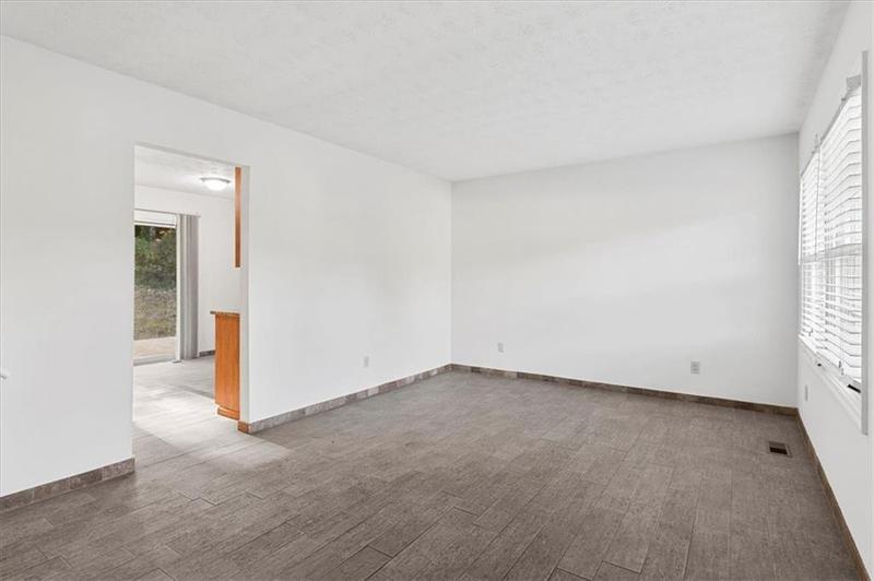 Image for property 6166 Laurel Wood Trail, Flowery Branch, GA 30542