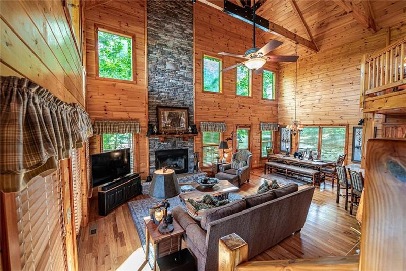 Image for property 56 Kennebec Drive, Mineral Bluff, GA 30559