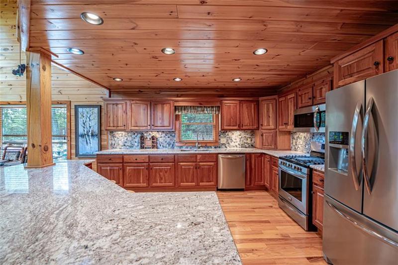 Image for property 56 Kennebec Drive, Mineral Bluff, GA 30559