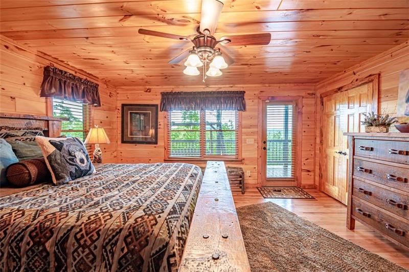 Image for property 56 Kennebec Drive, Mineral Bluff, GA 30559