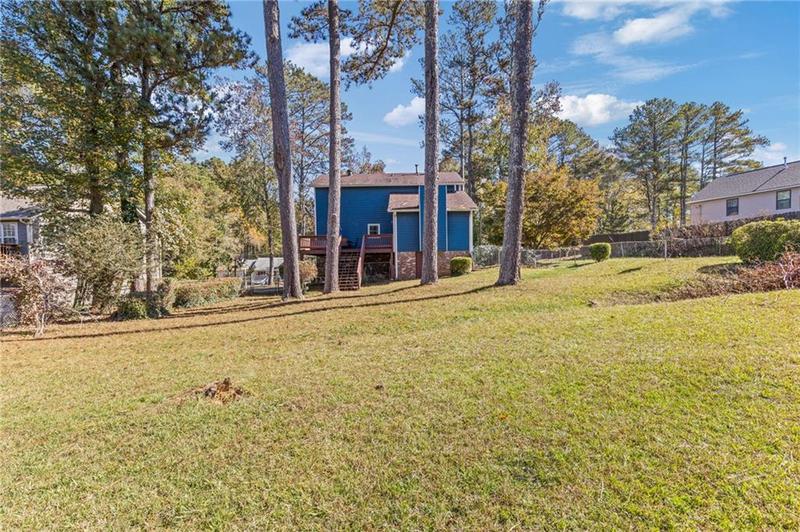Image for property 3885 Willow Ridge Court, Douglasville, GA 30135