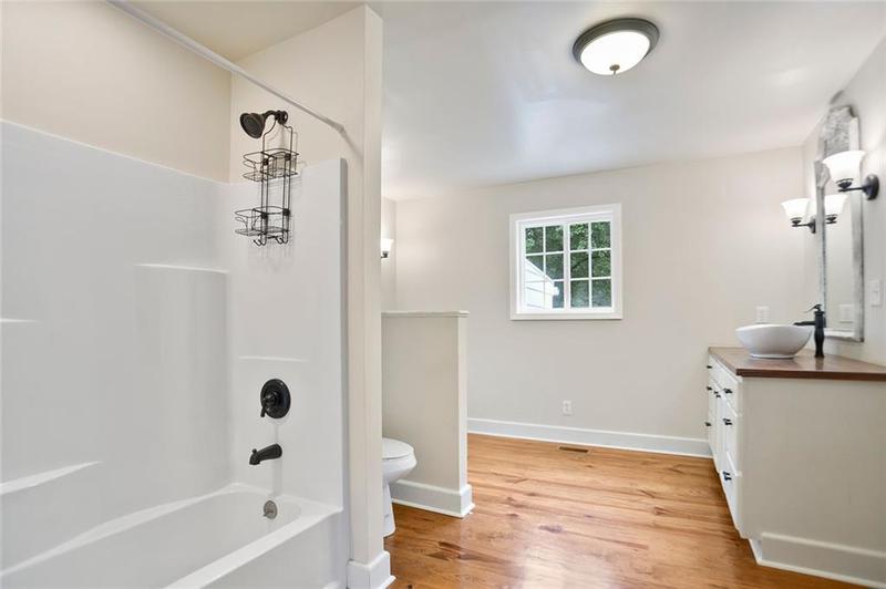 Image for property 1830 Lost Mountain Road, Powder Springs, GA 30127