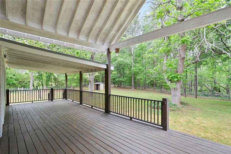 Image for property 1830 Lost Mountain Road, Powder Springs, GA 30127