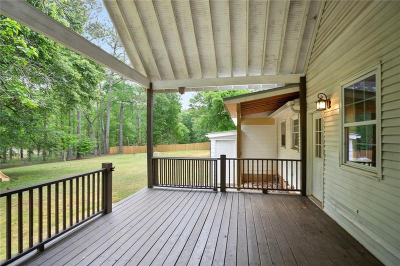 Image for property 1830 Lost Mountain Road, Powder Springs, GA 30127