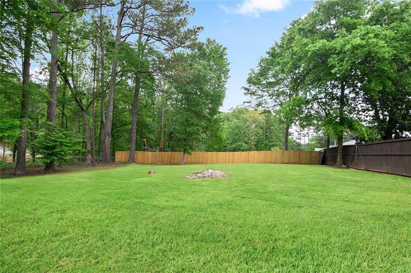 Image for property 1830 Lost Mountain Road, Powder Springs, GA 30127