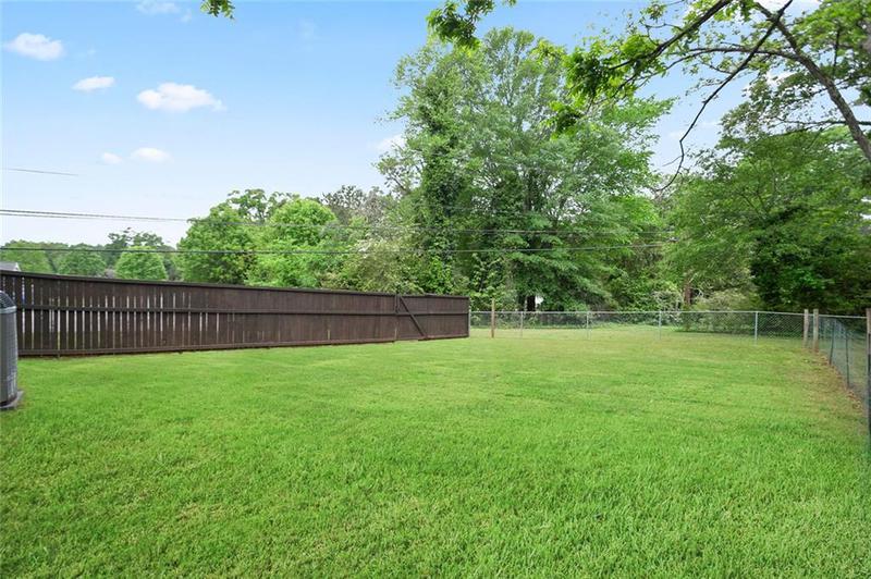 Image for property 1830 Lost Mountain Road, Powder Springs, GA 30127