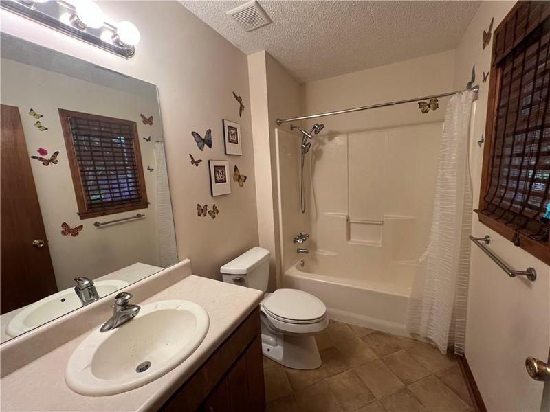 Image for property 21 Cannon Circle, Cartersville, GA 30120