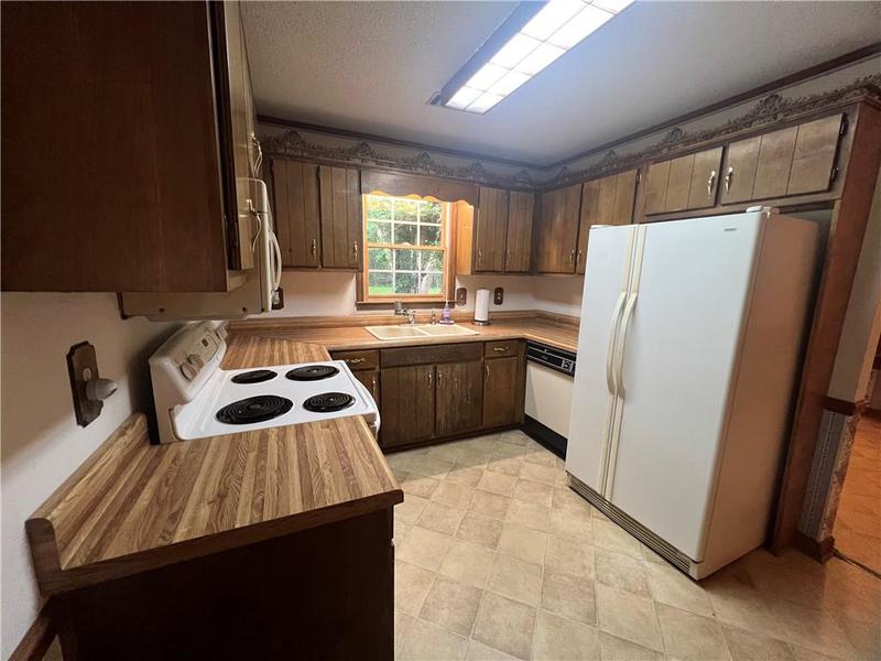 Image for property 21 Cannon Circle, Cartersville, GA 30120