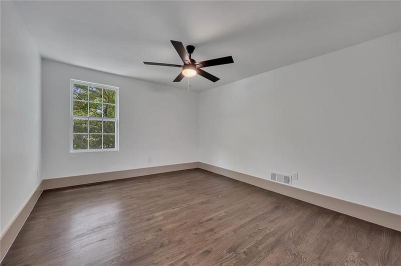 Image for property 194 Cardinal Boulevard, Calhoun, GA 30701