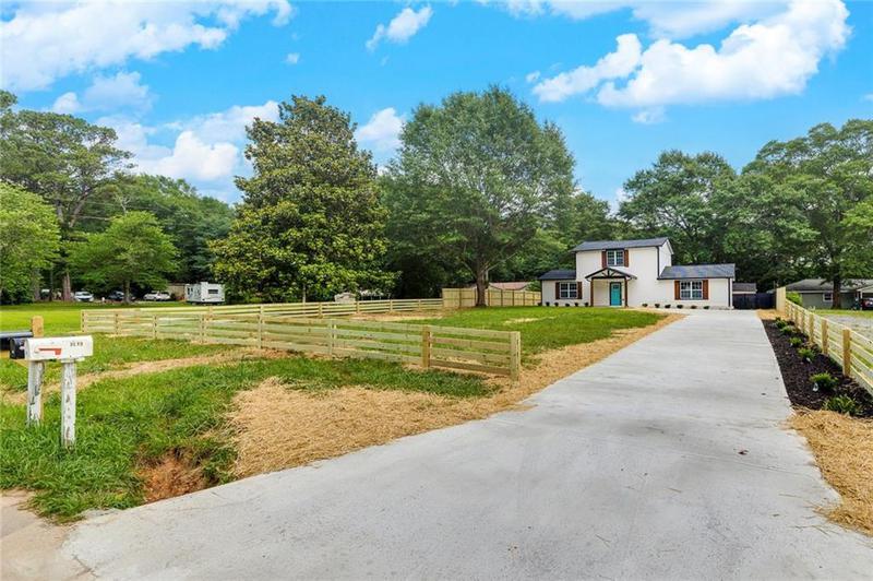 Image for property 194 Cardinal Boulevard, Calhoun, GA 30701