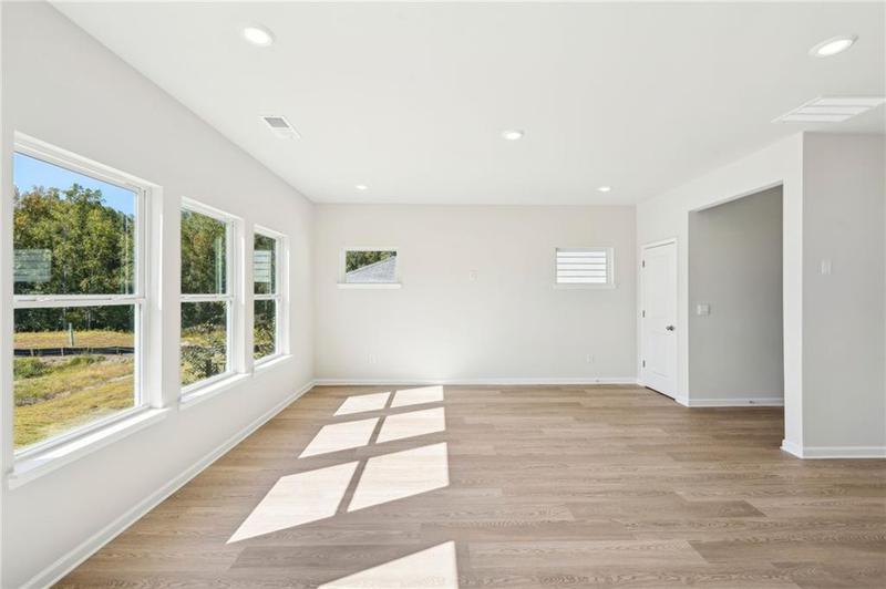 Image for property 2761 Hawthorne Way, College Park, GA 30337