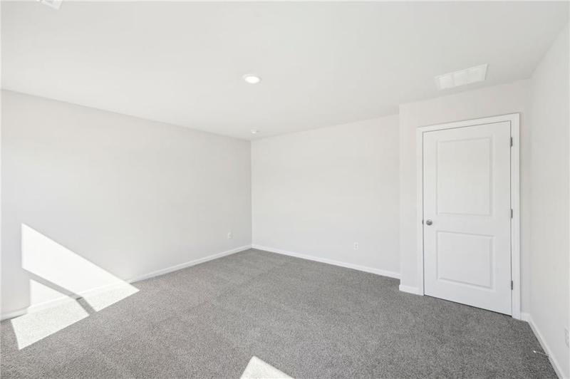 Image for property 2761 Hawthorne Way, College Park, GA 30337