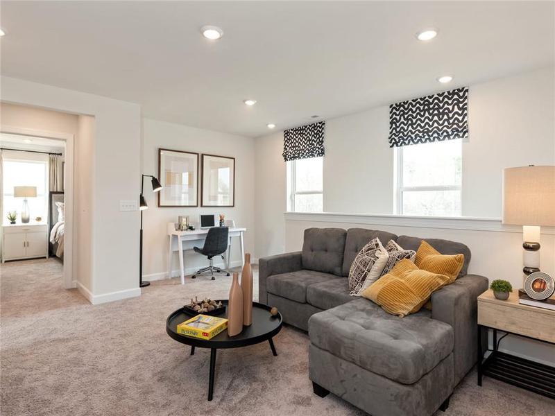 Image for property 2761 Hawthorne Way, College Park, GA 30337