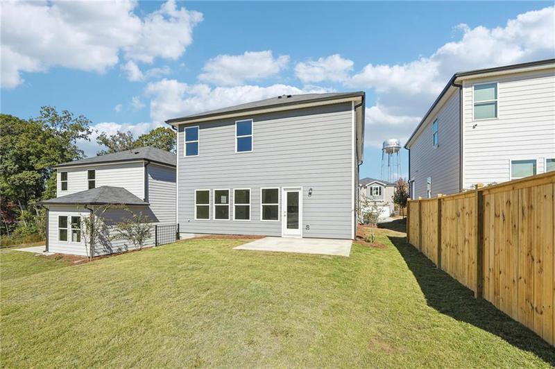 Image for property 2761 Hawthorne Way, College Park, GA 30337